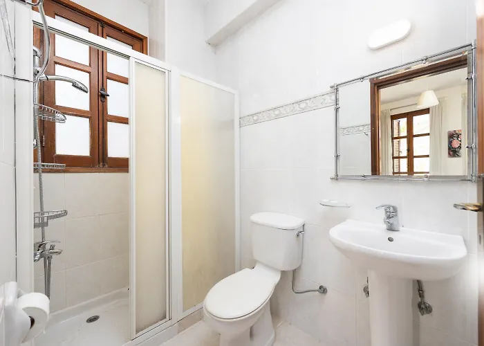 Villa Irene Palace *