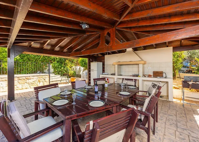 Irene Palace Villa *