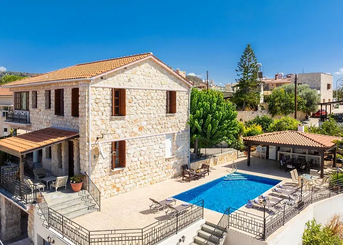 Villa Irene Palace *