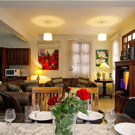 וילה Irene Palace