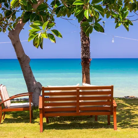 Villa Irene Palace *