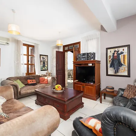 Irene Palace * 파포스